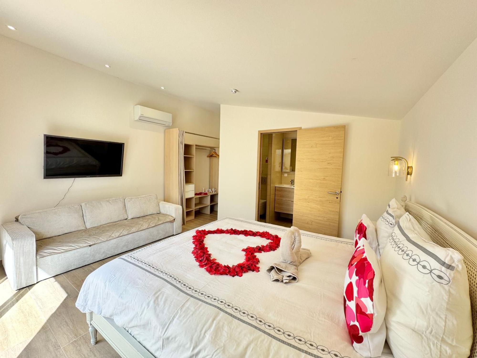 Villa La Source 83 - Room Close To St Tropez โคโกแล็ง ภายนอก รูปภาพ